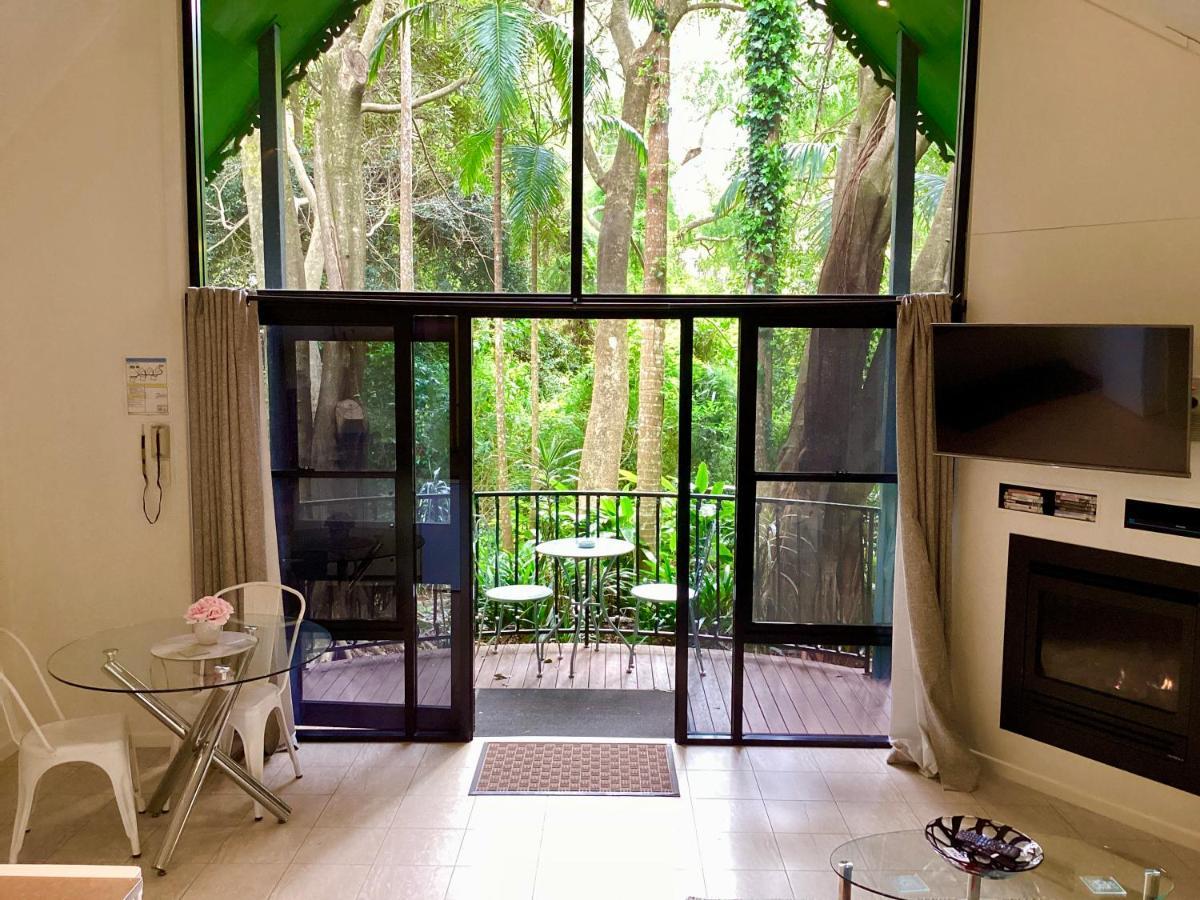 Chalet On Gallery Walk - King Bed, Spa, Fireplace, Wifi & Netflix, Linger A While ภูเขาแทมโบรีน ภายนอก รูปภาพ