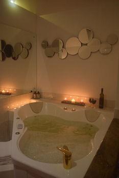 Chalet On Gallery Walk - King Bed, Spa, Fireplace, Wifi & Netflix, Linger A While ภูเขาแทมโบรีน ภายนอก รูปภาพ